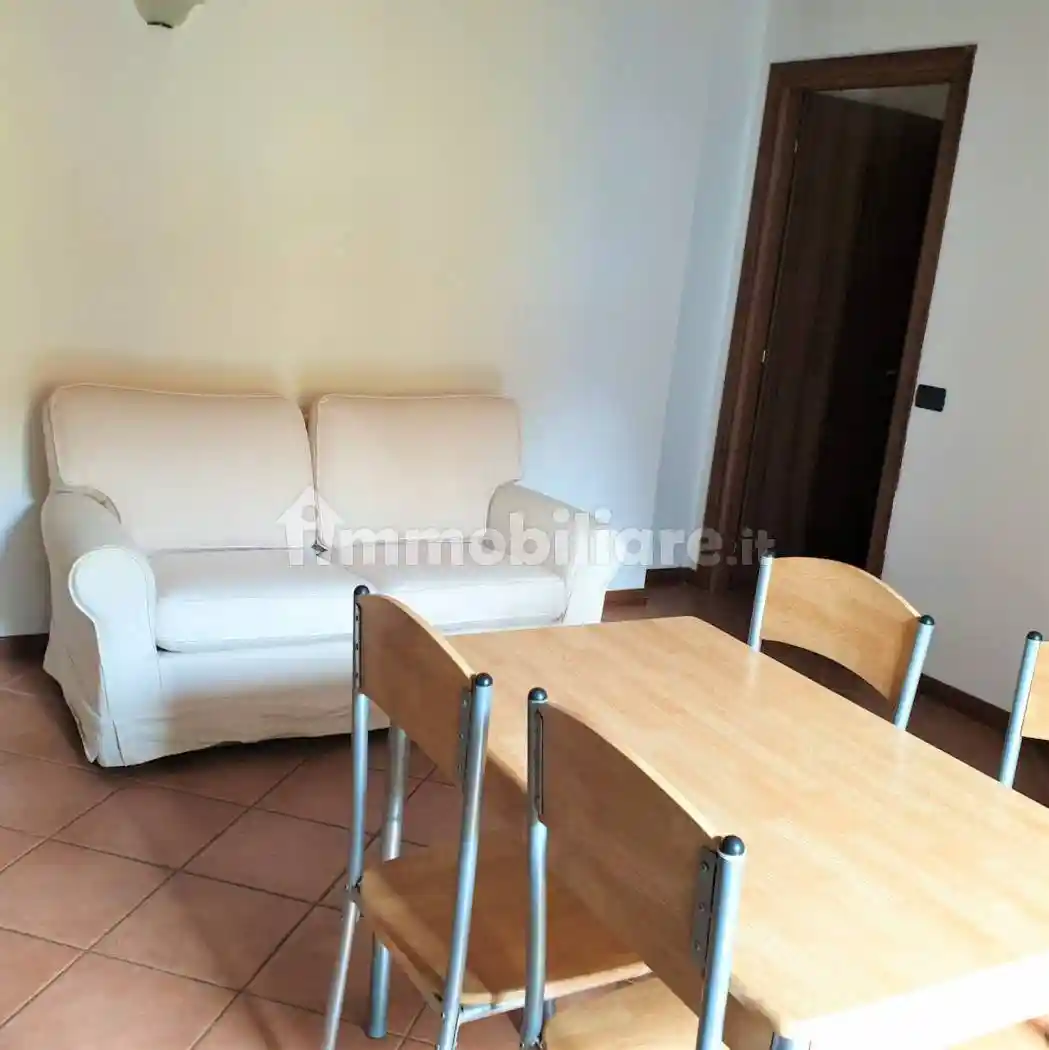 Appartamento in affitto a Trezzano Rosa