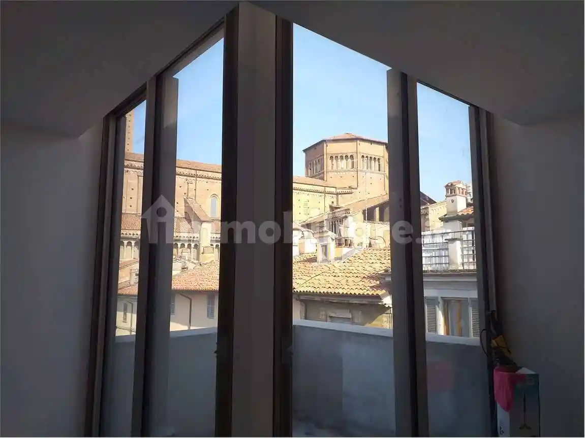 Appartamento in vendita a Piacenza