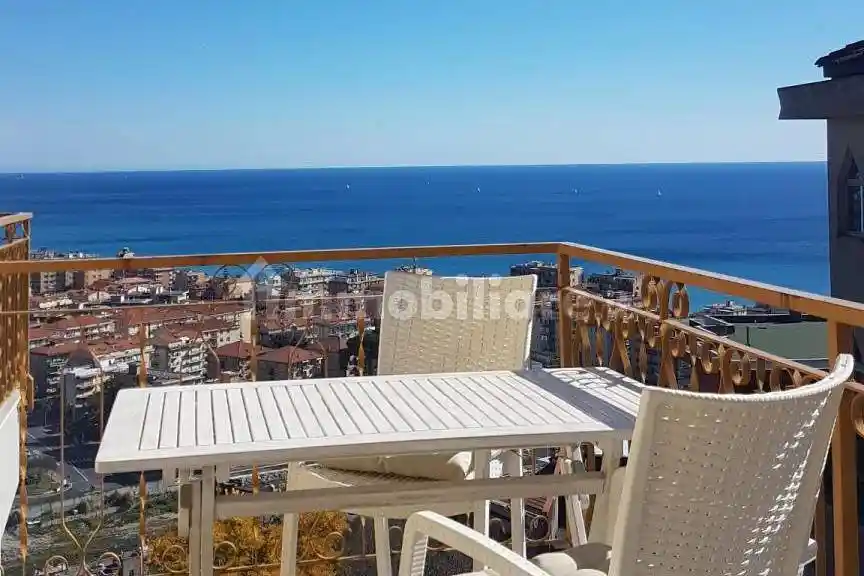 Appartamento in affitto a Pietra Ligure