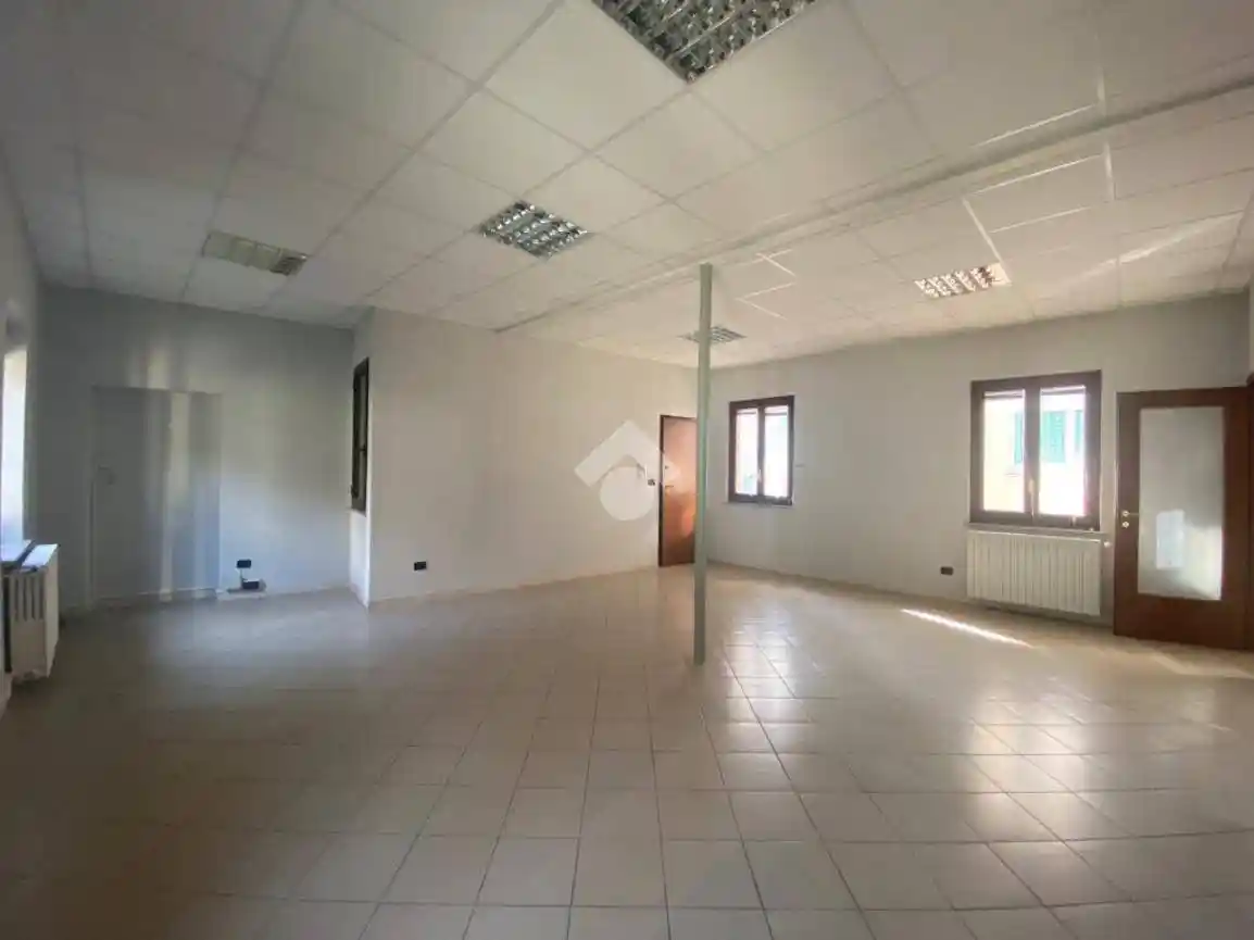 Quadrilocale via Guglielmo Marconi 3, Centro Storico, Chieri - foto 3