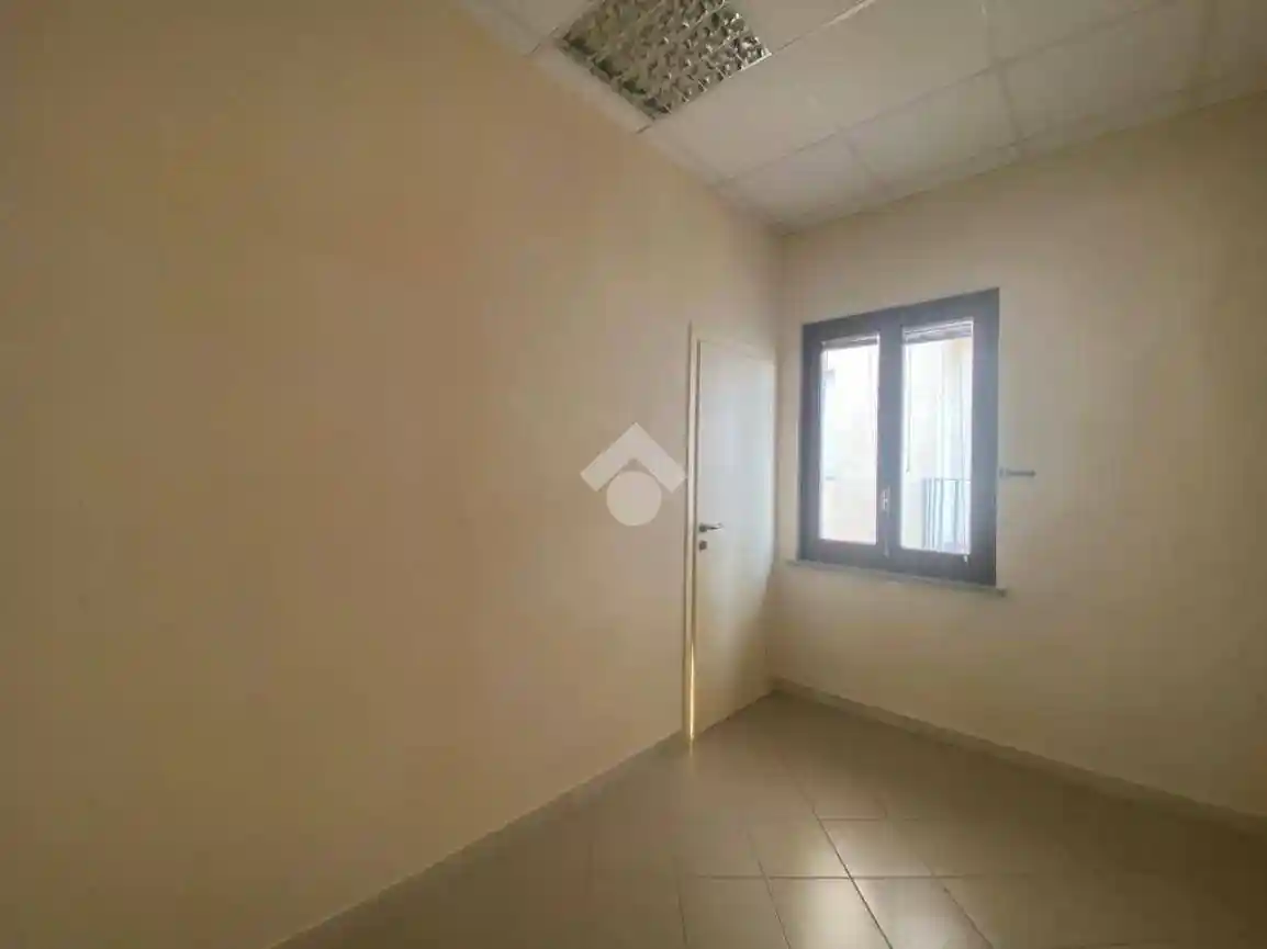 Quadrilocale via Guglielmo Marconi 3, Centro Storico, Chieri - foto 5