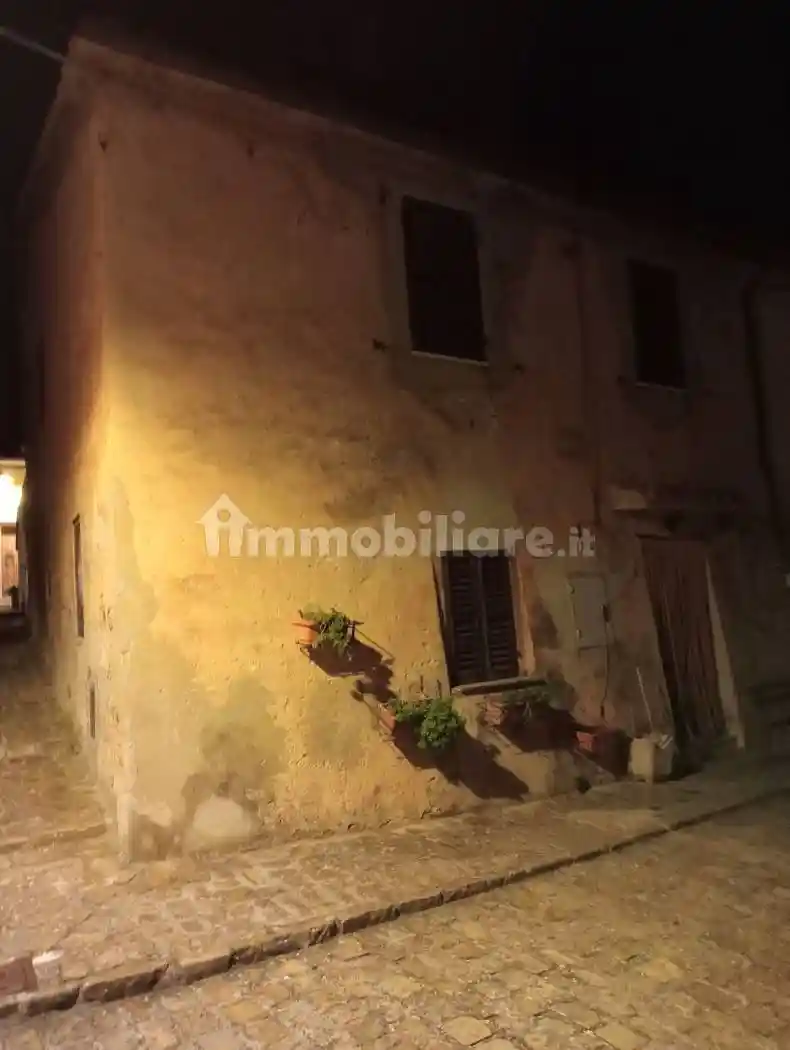 Palazzo - Edificio in vendita a Maiolati Spontini