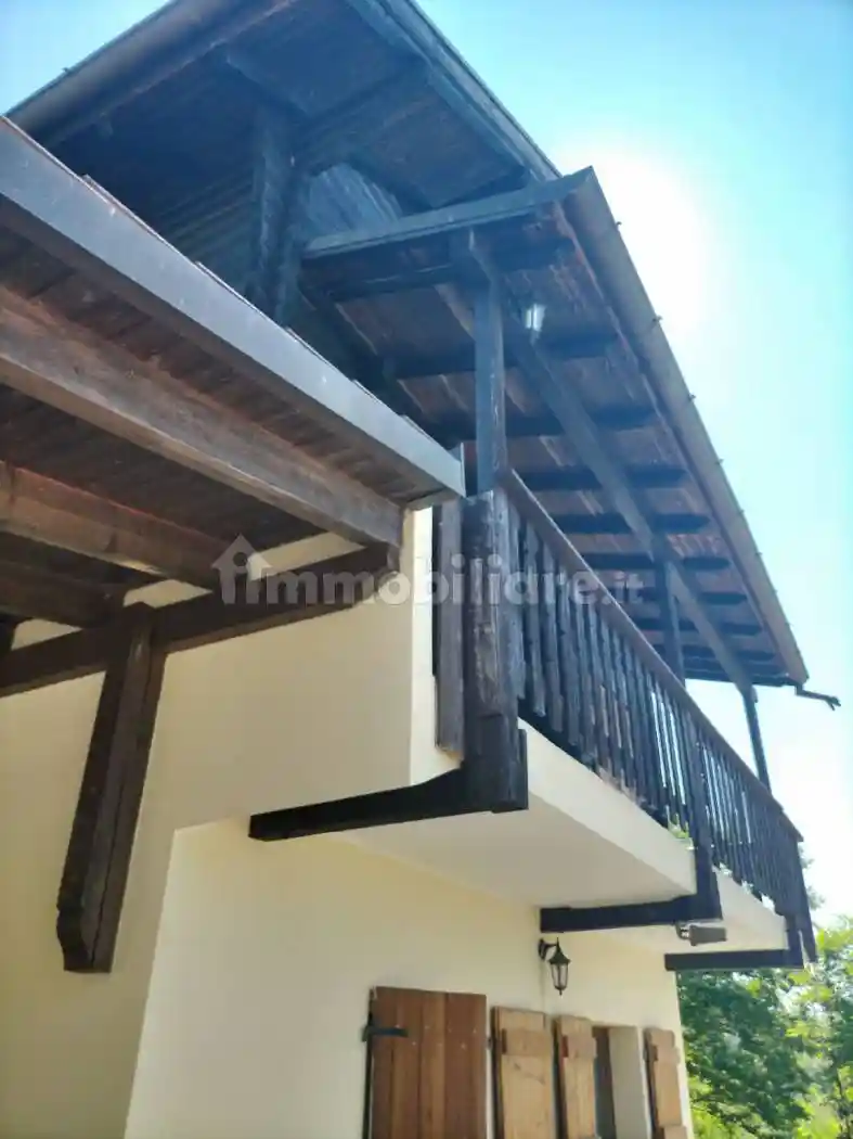 Villa in vendita a Momperone