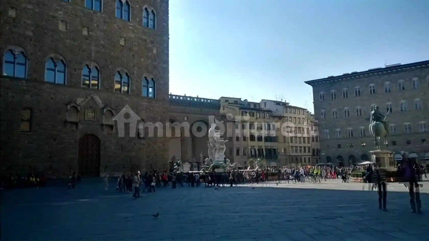 Palazzo - Edificio in vendita a Firenze
