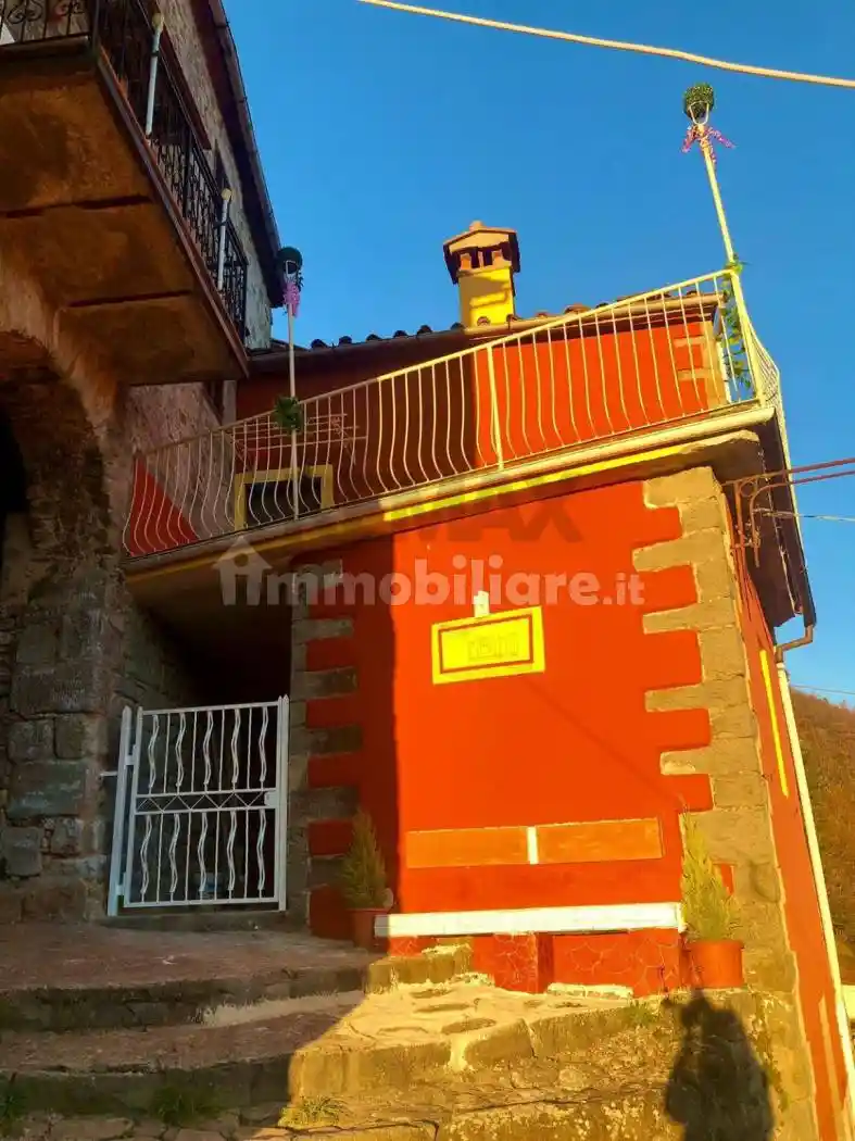 Casa indipendente in vendita a Bagni di Lucca