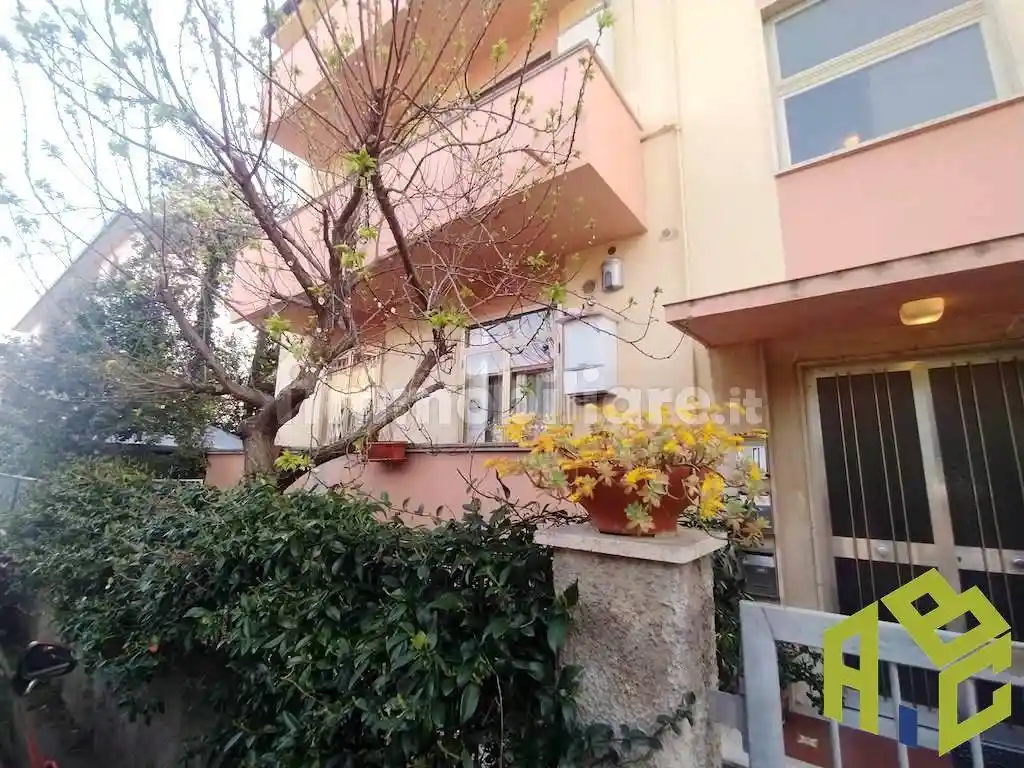 Appartamento in vendita a Rosignano Marittimo