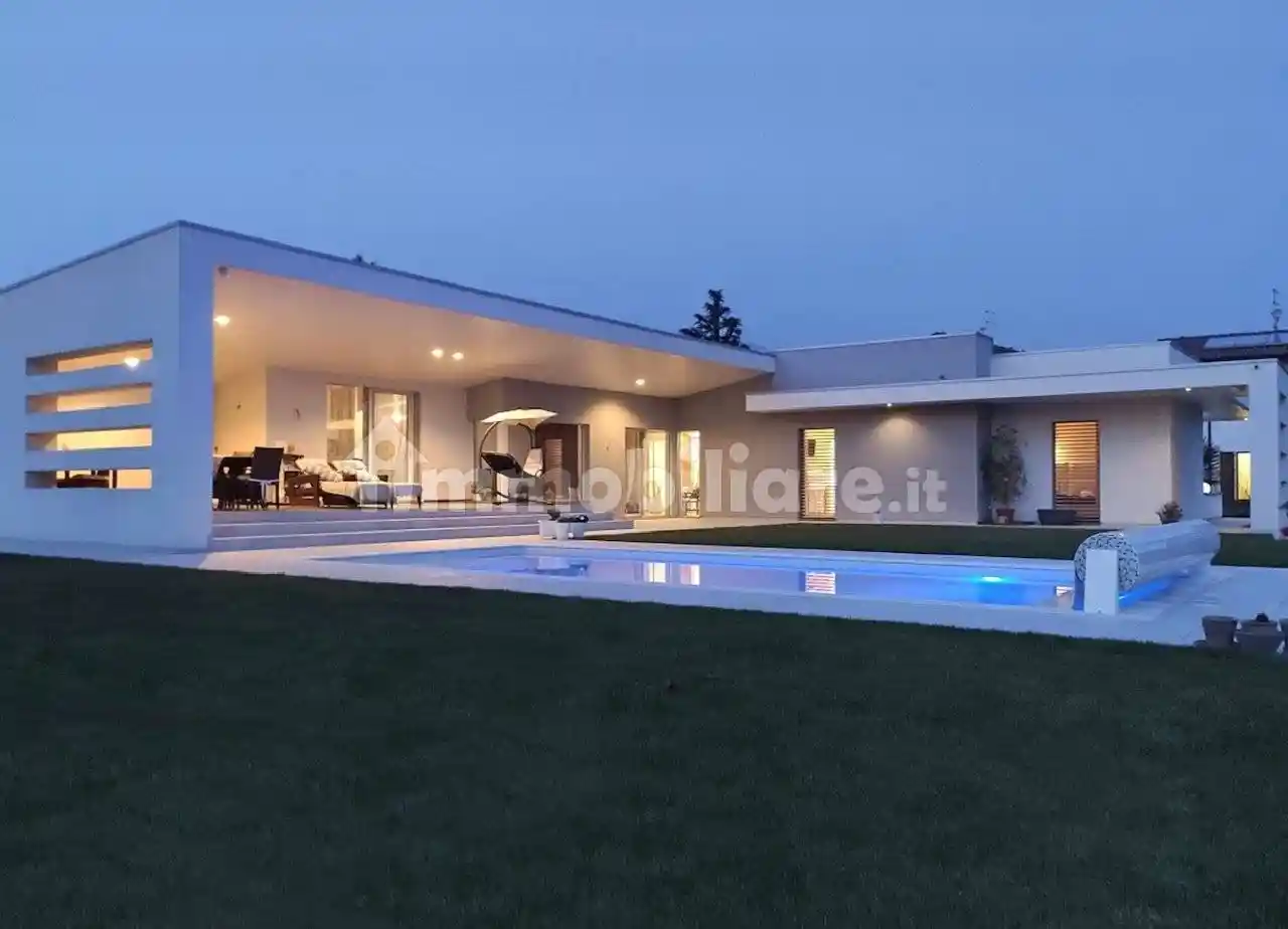 Villa in vendita a Porto Sant'Elpidio