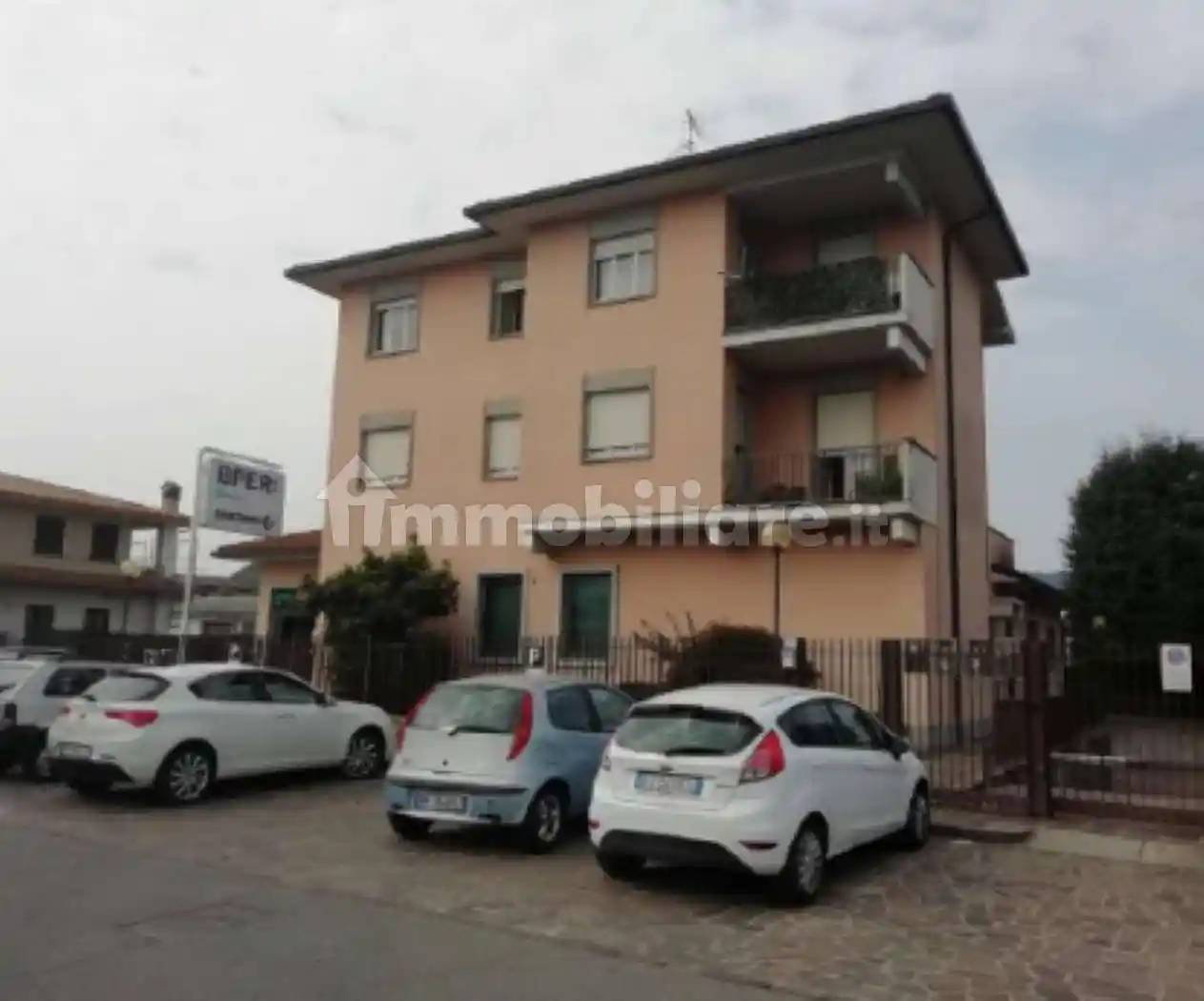 Palazzo - Edificio in vendita a Villongo