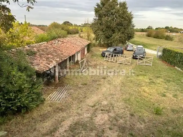 Villa in vendita a Faenza