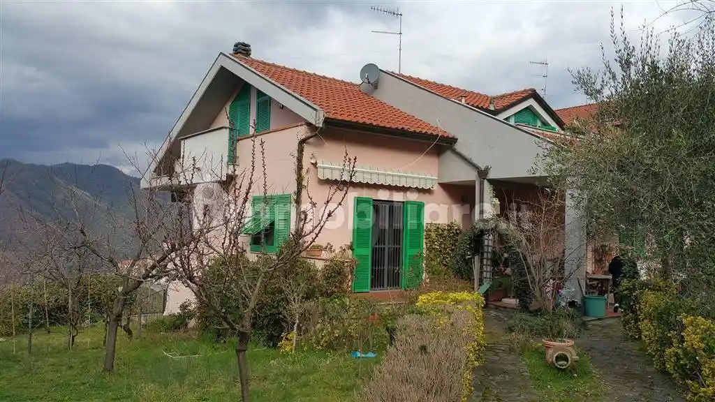 Casa indipendente in vendita a Aulla