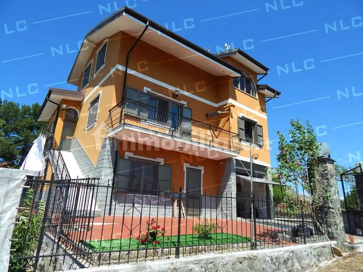 Villa in vendita a Maissana