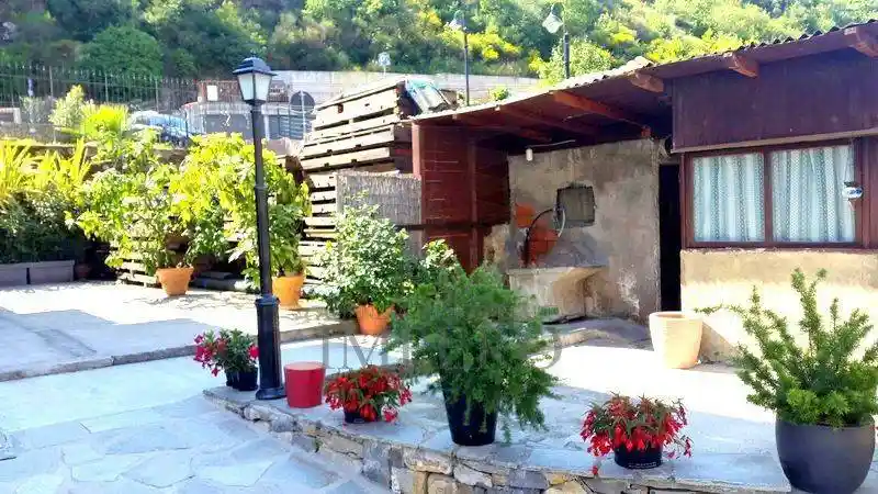 Villetta a schiera in vendita a Isolabona