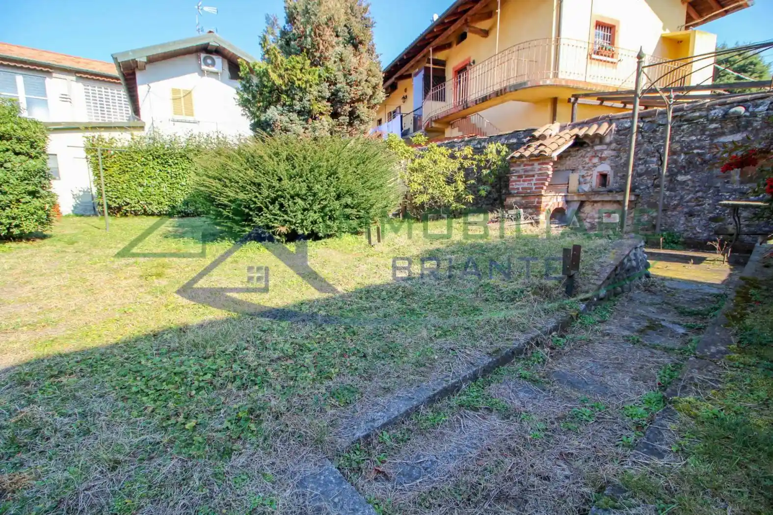 Casa indipendente in vendita a Somma Lombardo