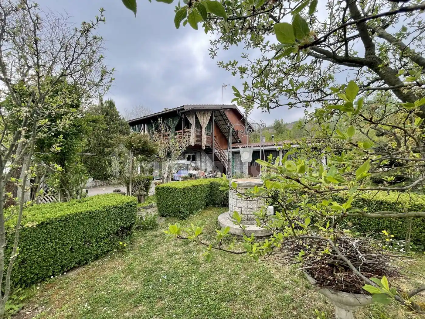 Villa in vendita a Calamandrana