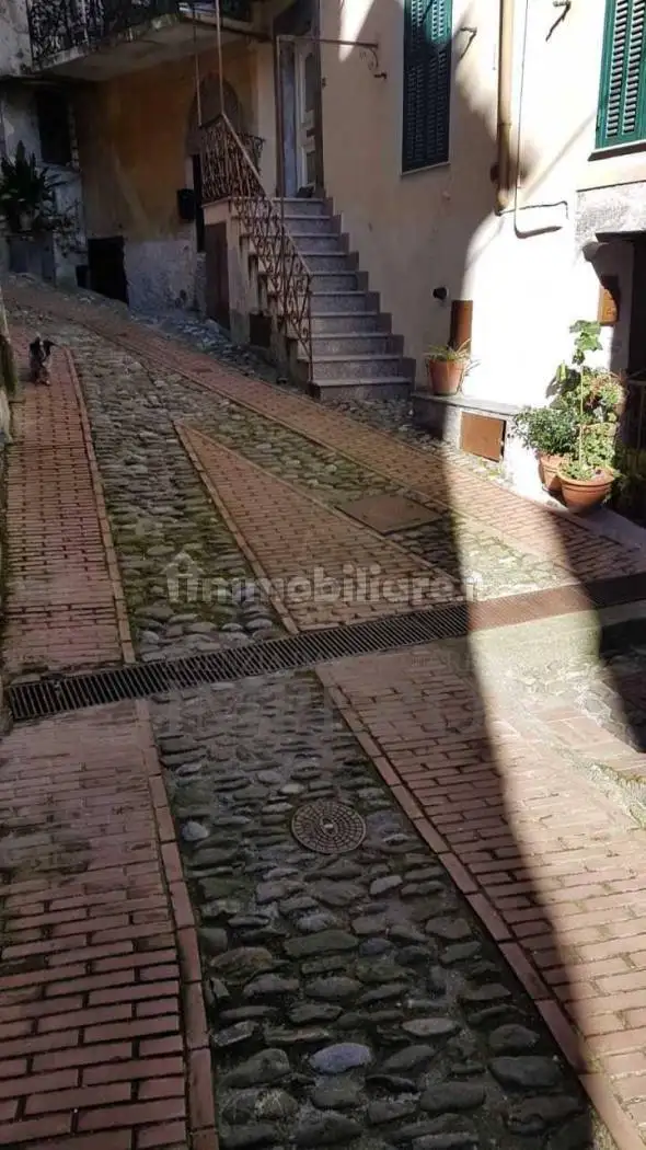 Bilocale via Vittorio Emanuele, Castel Vittorio - foto 4