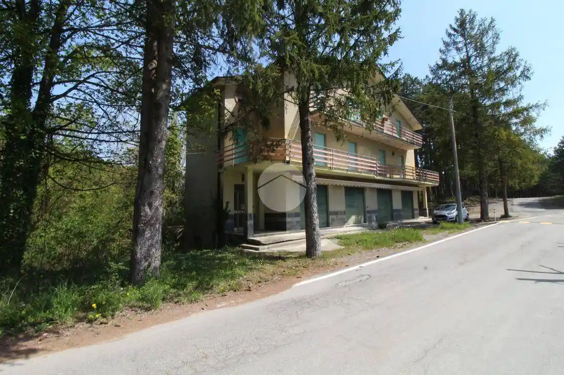 Appartamento in vendita a Langhirano