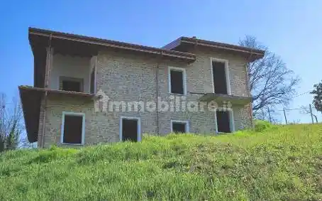 Villa in vendita a Canneto Pavese