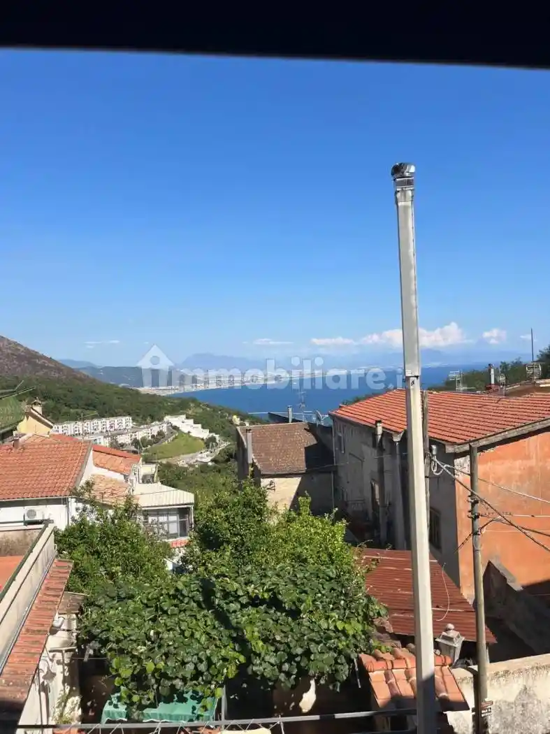 Appartamento in vendita a Vietri sul Mare
