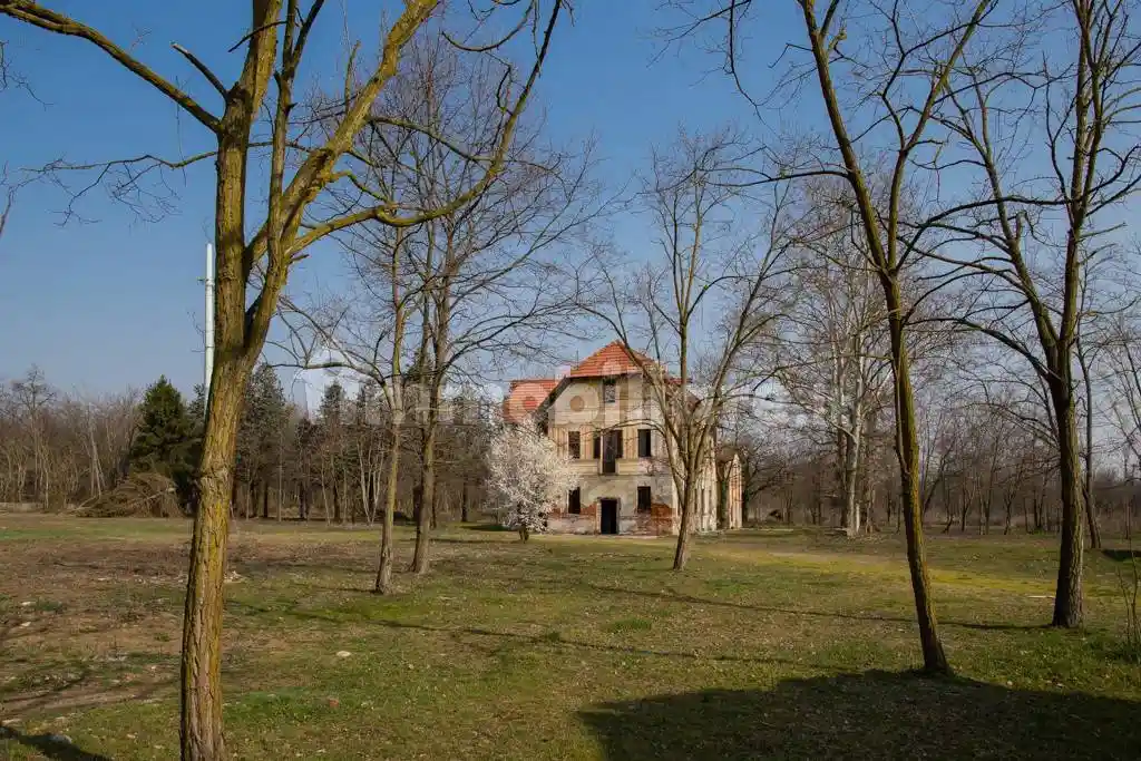 Villa in vendita a Galliate