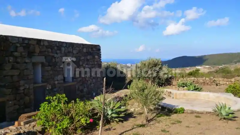 Rustico - Casale in vendita a Pantelleria