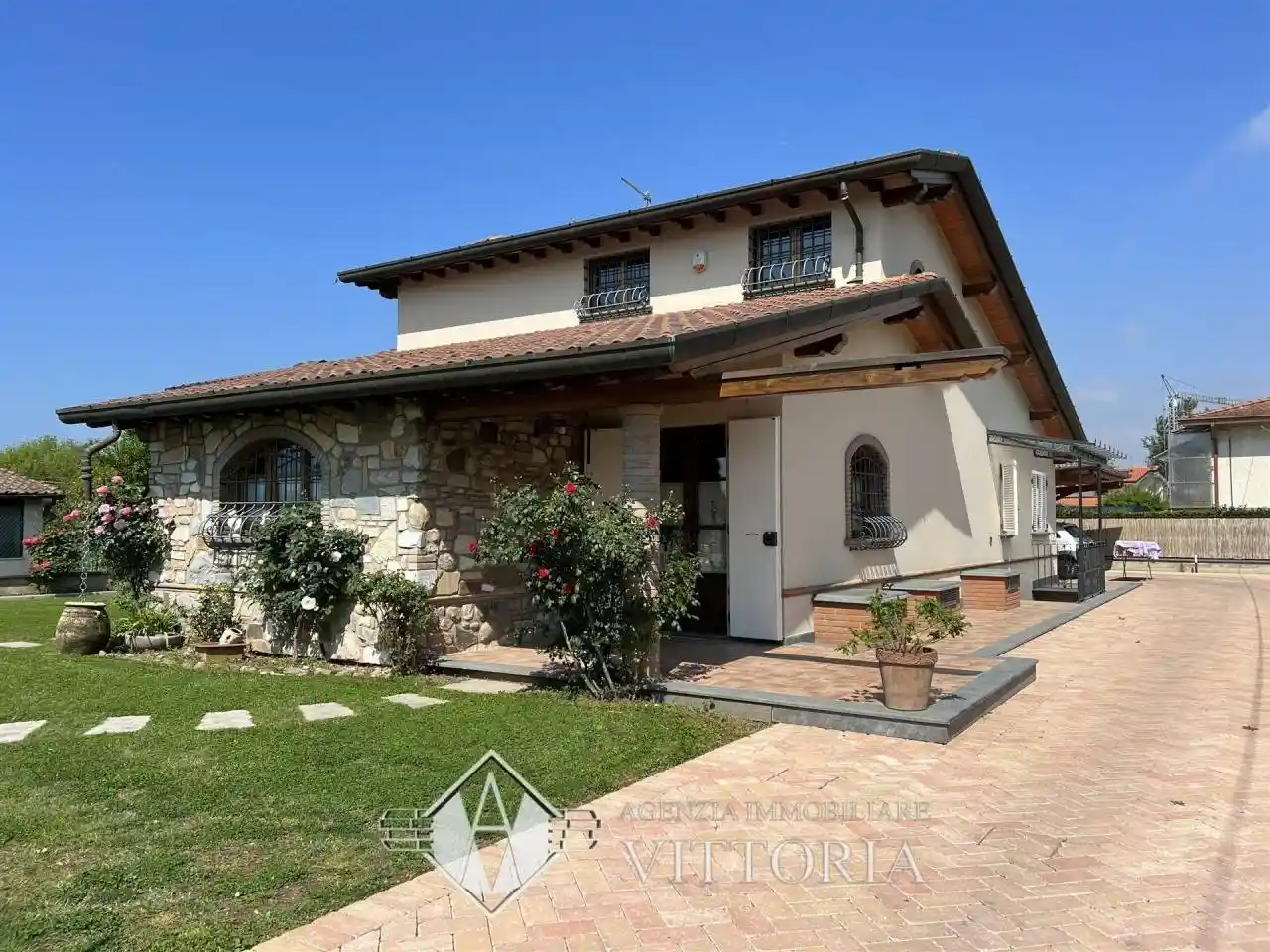 Villa in vendita a Pietrasanta