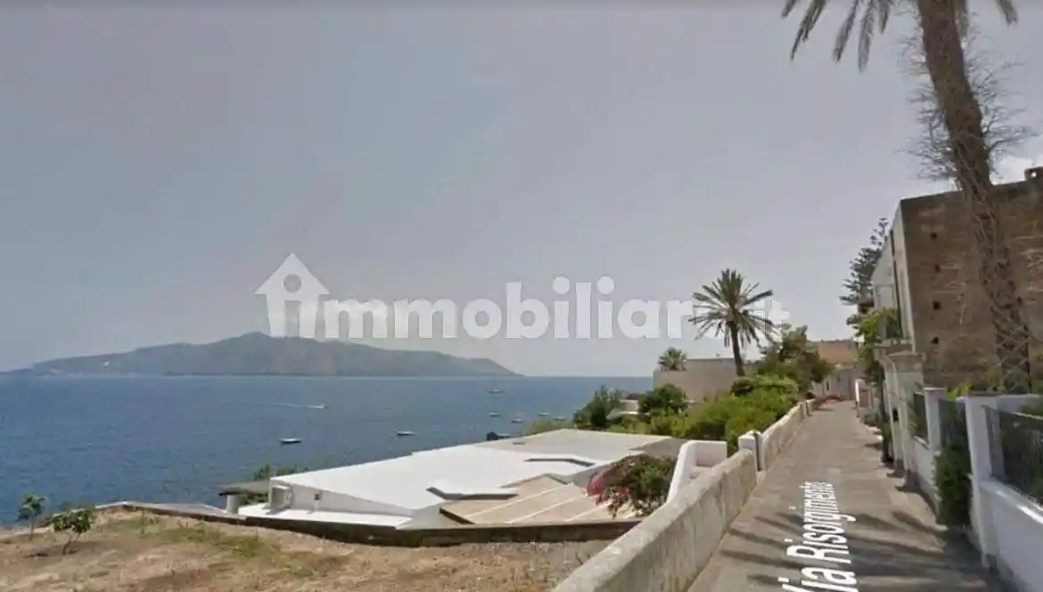 Casa indipendente in vendita a Santa Marina Salina