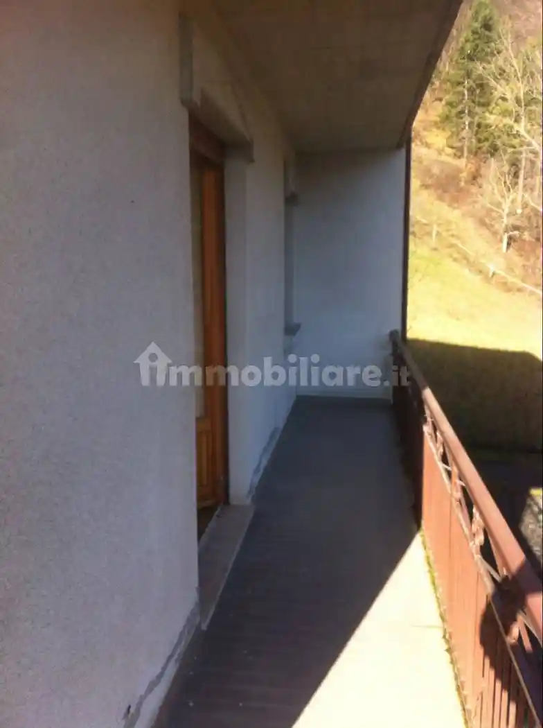 Appartamento in vendita a Bardi