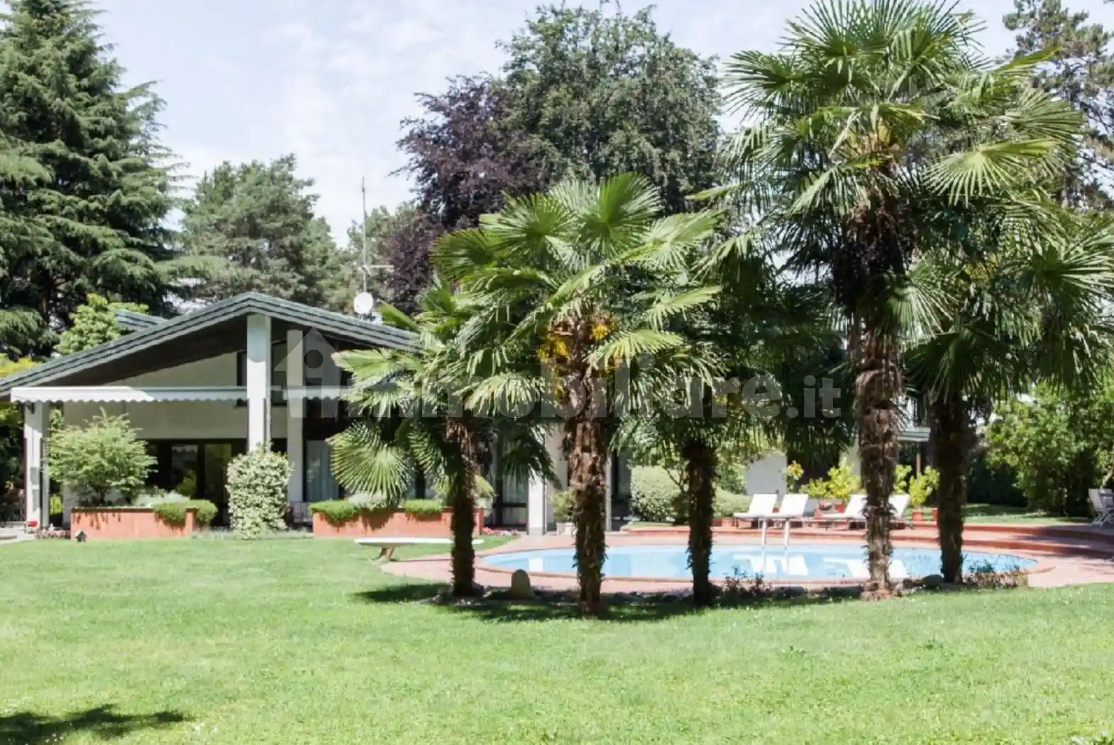 Villa in vendita a Arsago Seprio