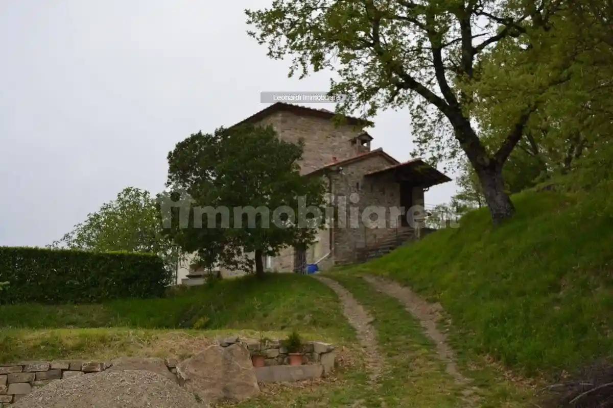 Rustico - Casale in vendita a Città di Castello