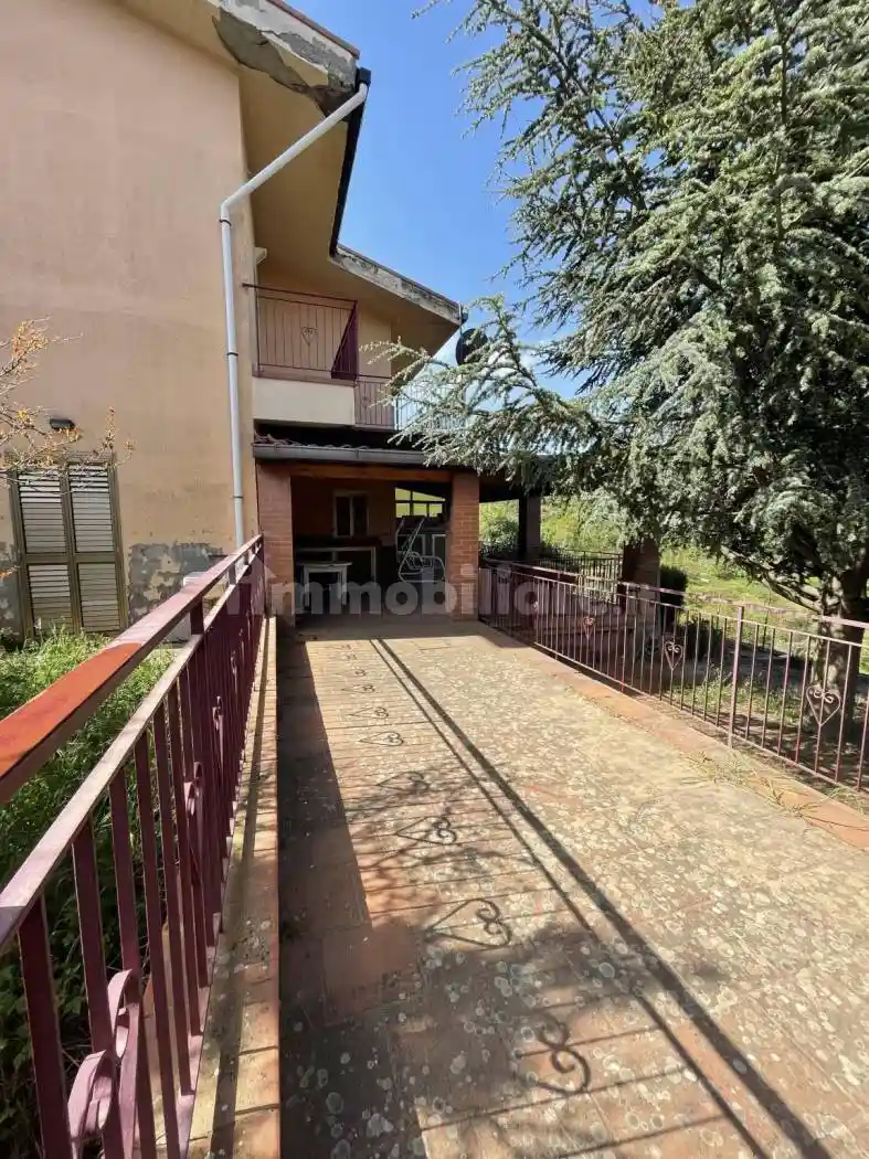 Villetta a schiera in vendita a Montalbano Elicona