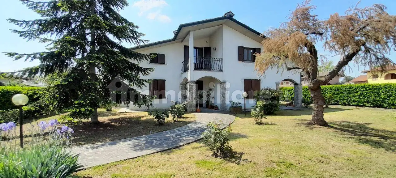 Villa in vendita a Campospinoso Albaredo