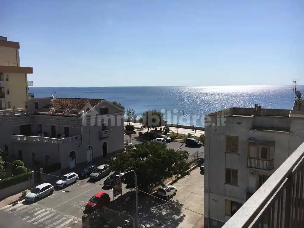 Quadrilocale via Francesco Caracciolo, Catanzaro Lido, Catanzaro - foto 2