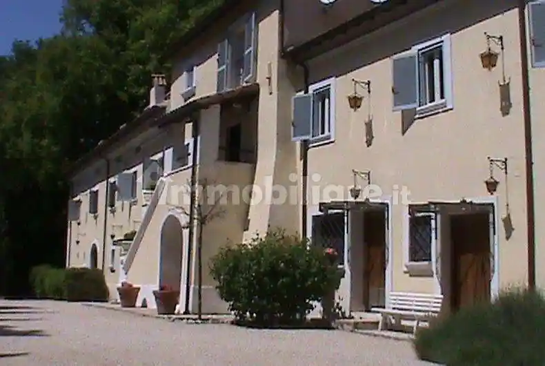 Rustico - Casale in vendita a Rieti