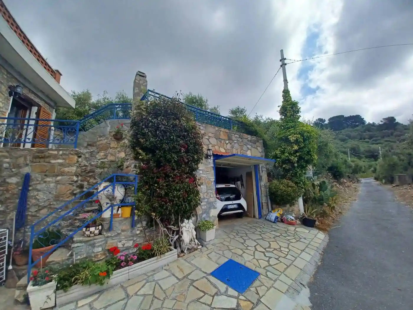 Casa indipendente in vendita a Diano San Pietro