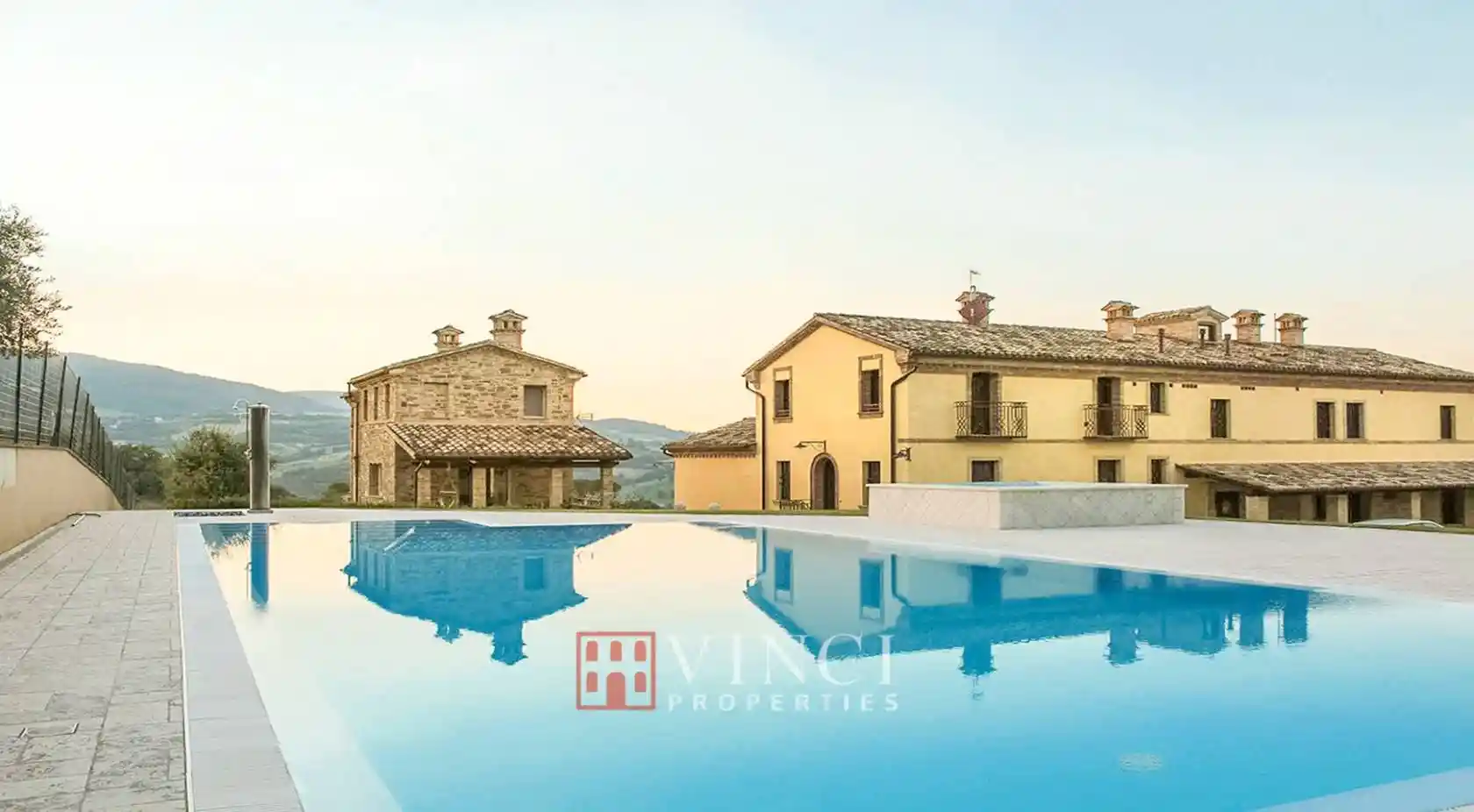 Rustico - Casale in vendita a Caldarola