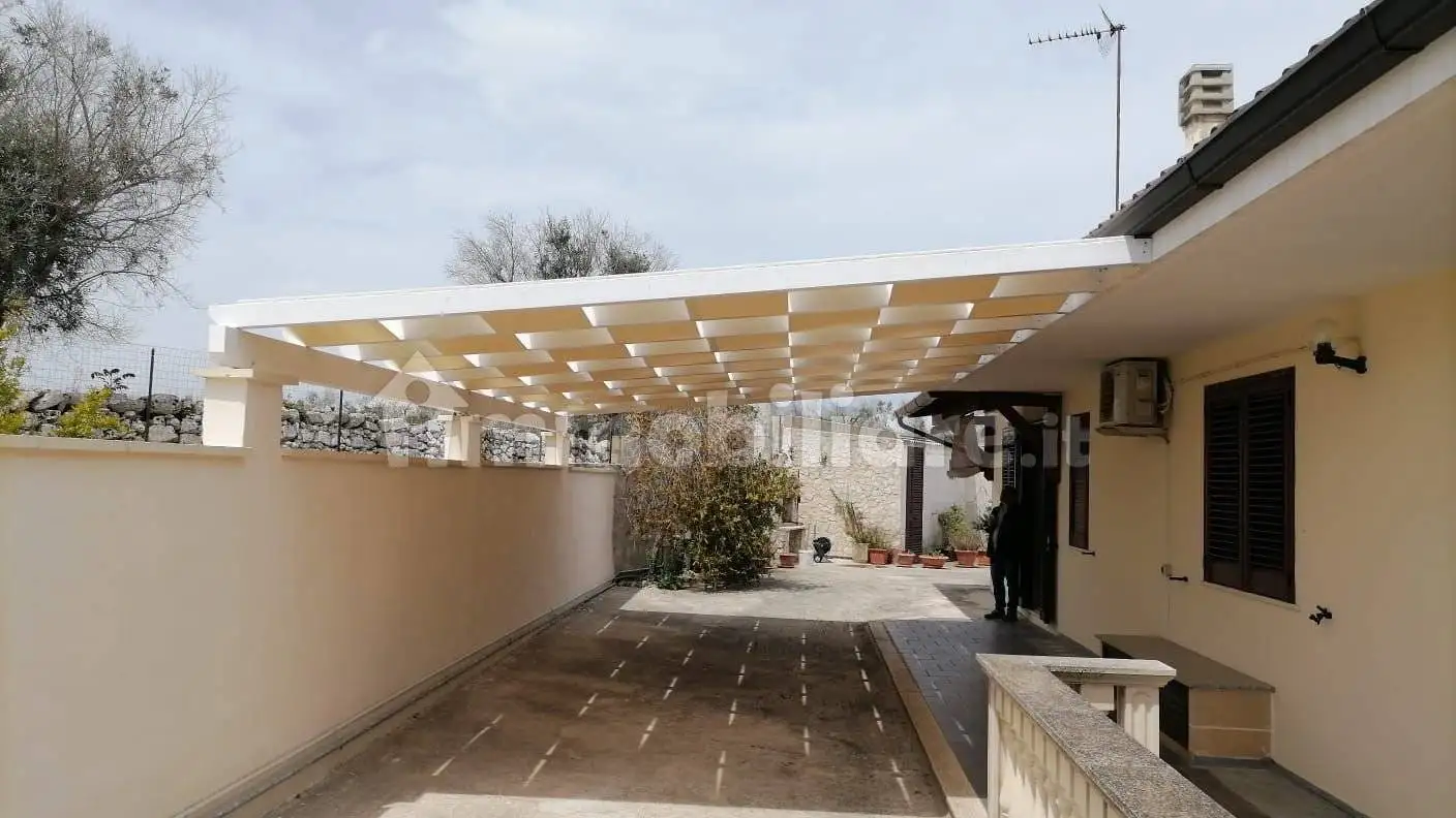 Villa in affitto a Diso