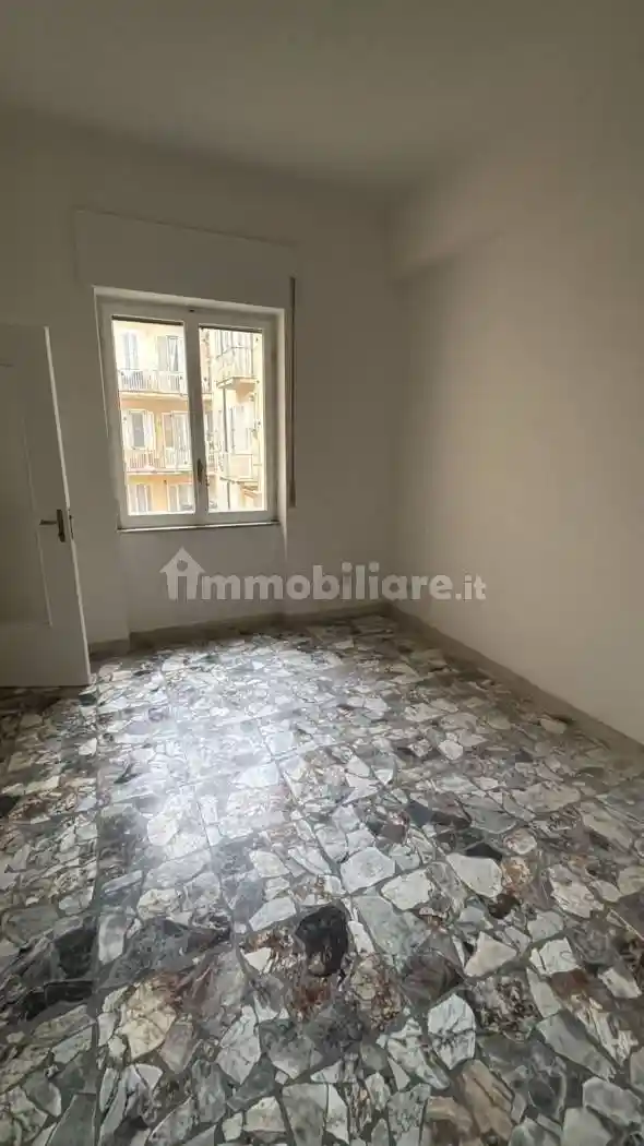 Trilocale via Michele Pironti, Emanuele II, C. Colombo, Morelli e Silvati, Avellino - foto 4