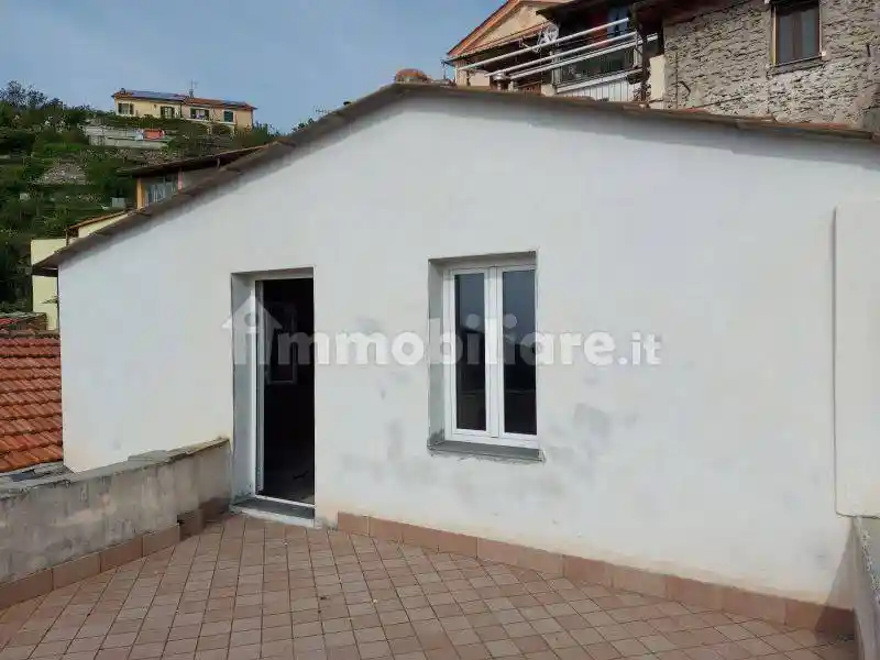 Rustico - Casale in vendita a Prelà