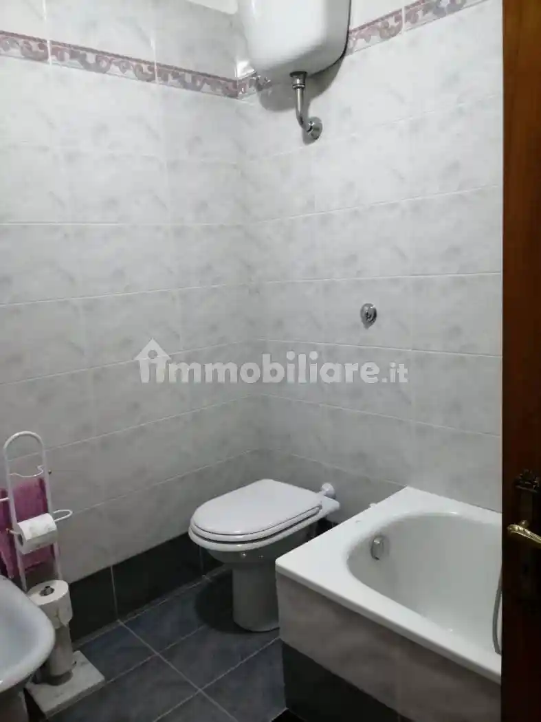 Trilocale via Guglielmo Oberdan, Centro, Lavello - foto 4