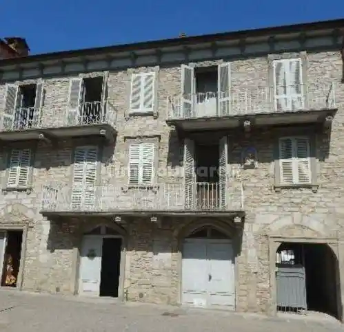 Palazzo - Edificio in vendita a Cortemilia
