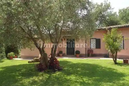 Villa in affitto a Roma