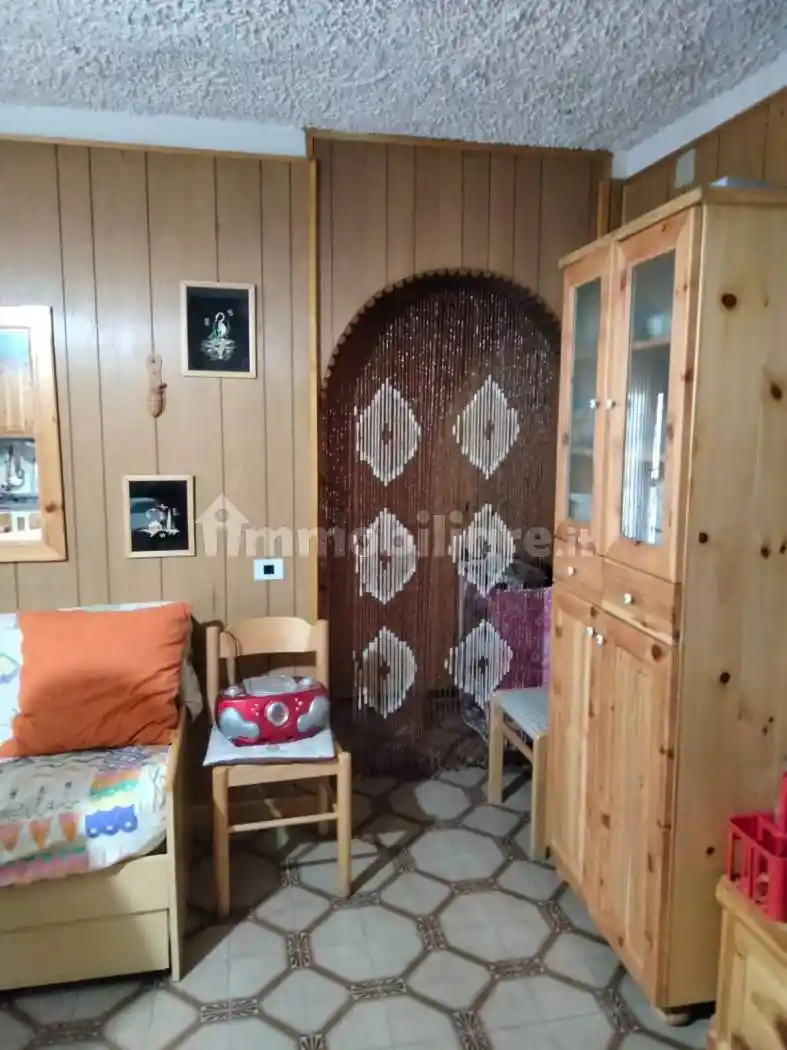 Bilocale corso Mattia Preti 54, Centro, Taverna - foto 2