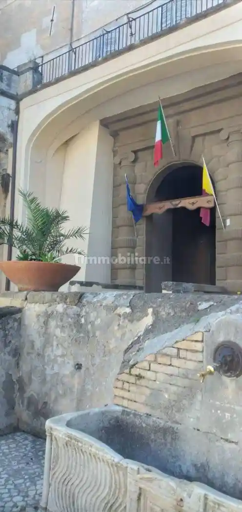 Appartamento in vendita a Poli