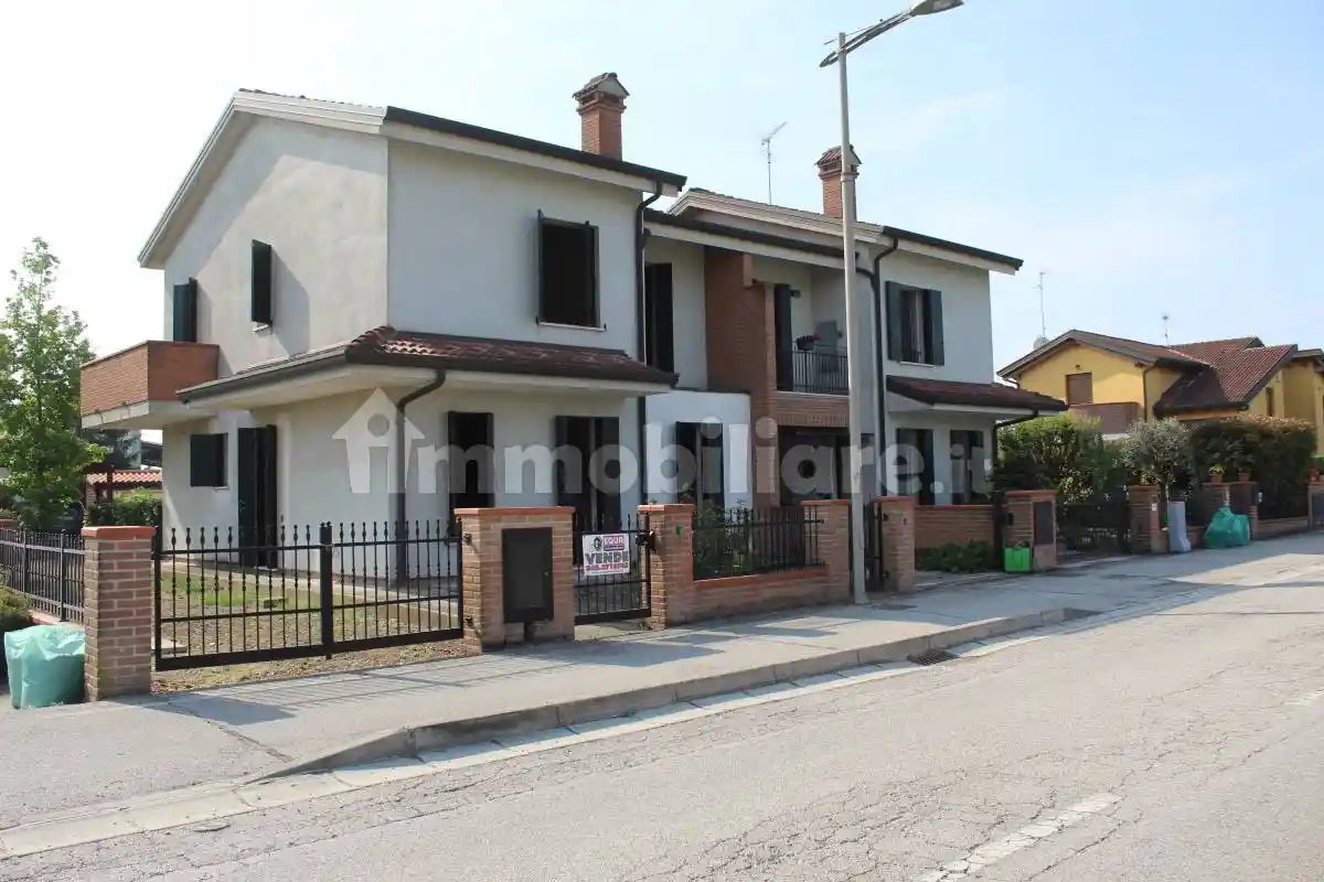 Villa in vendita a Canaro