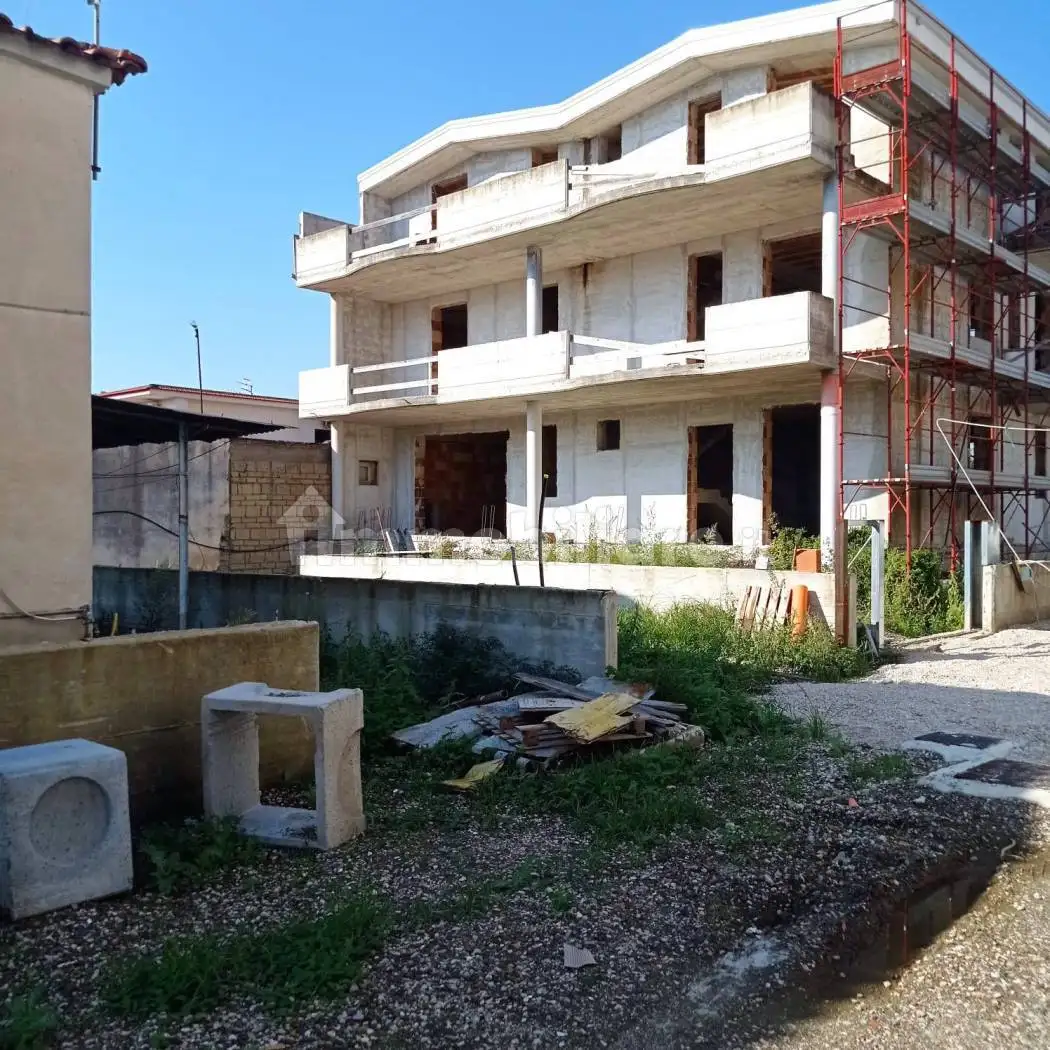 Villa in vendita a Castello di Cisterna