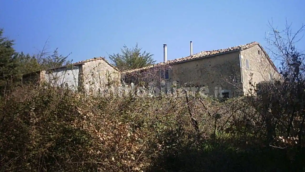 Rustico - Casale in vendita a Roccastrada