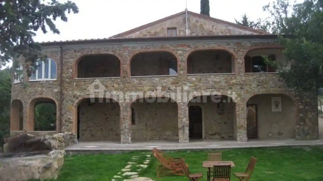 Rustico - Casale in vendita a Roccastrada