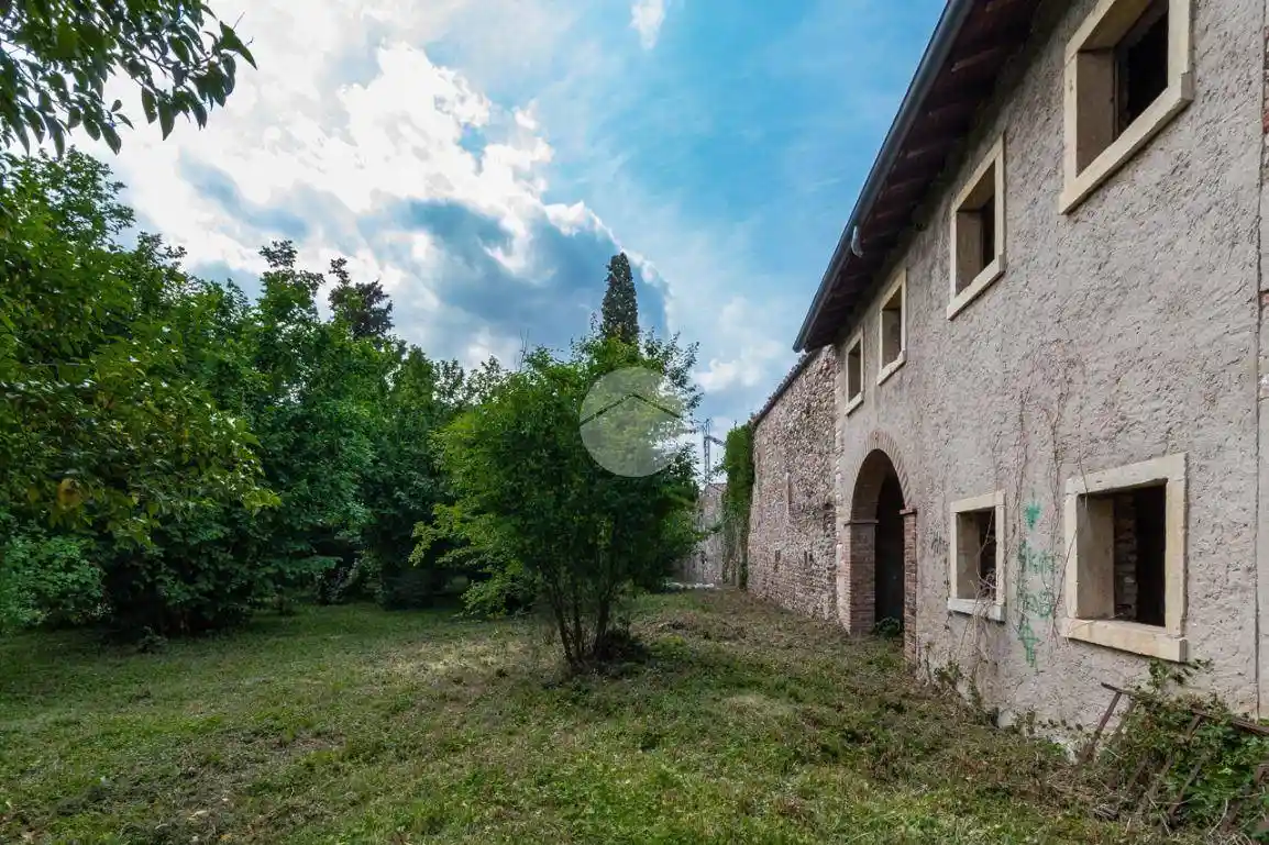 Rustico - Casale in vendita a Pescantina