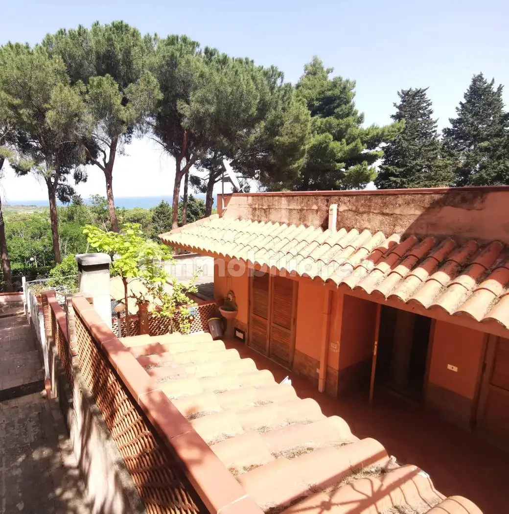 Villa in affitto a Stalettì