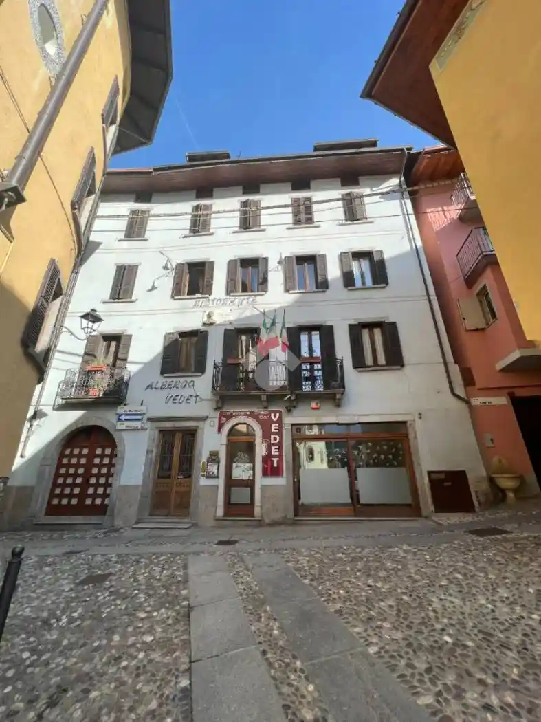 Casa indipendente in vendita a Edolo